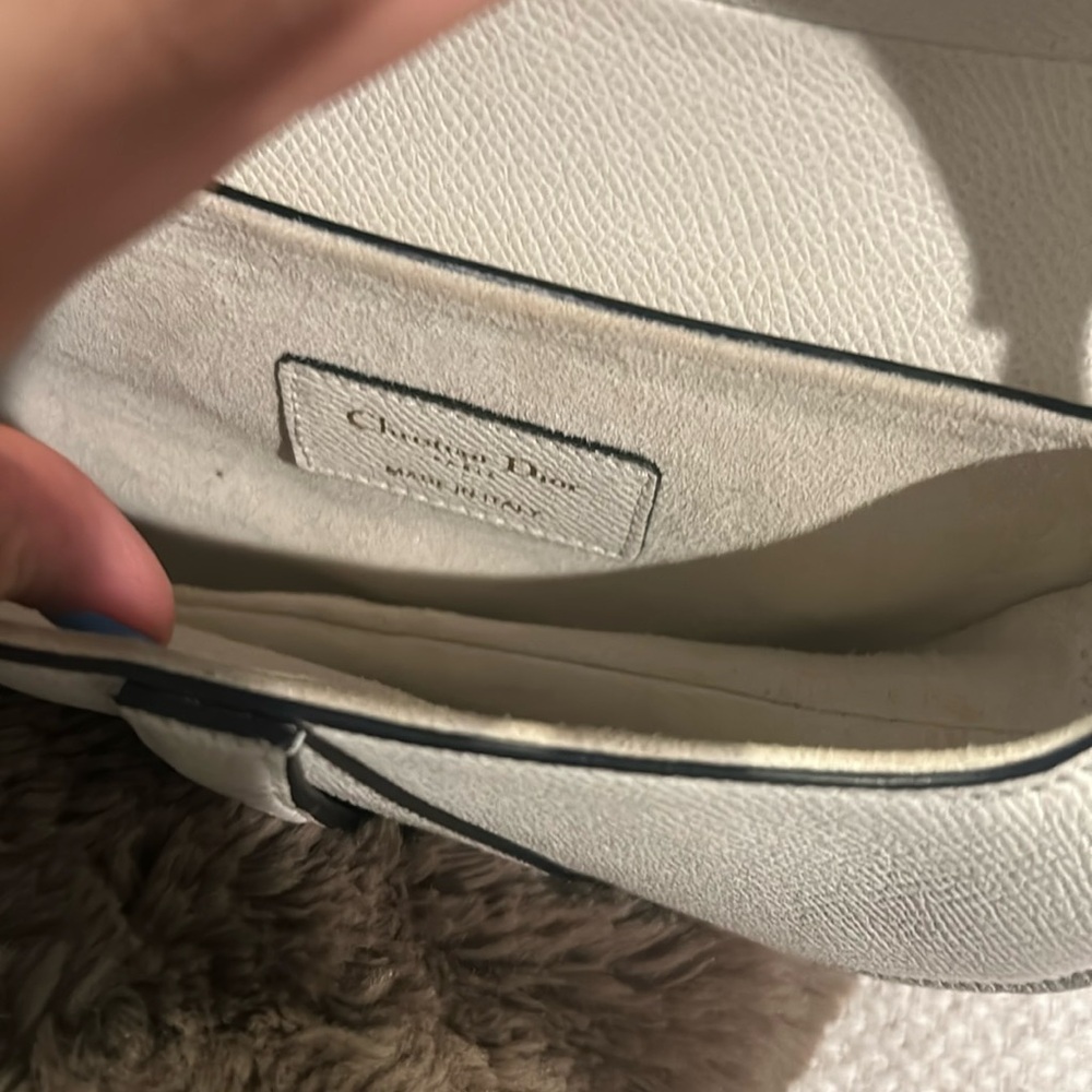 $2,900 v n moo authentic Dior small saddle bag without strap - Picture 8 of 9